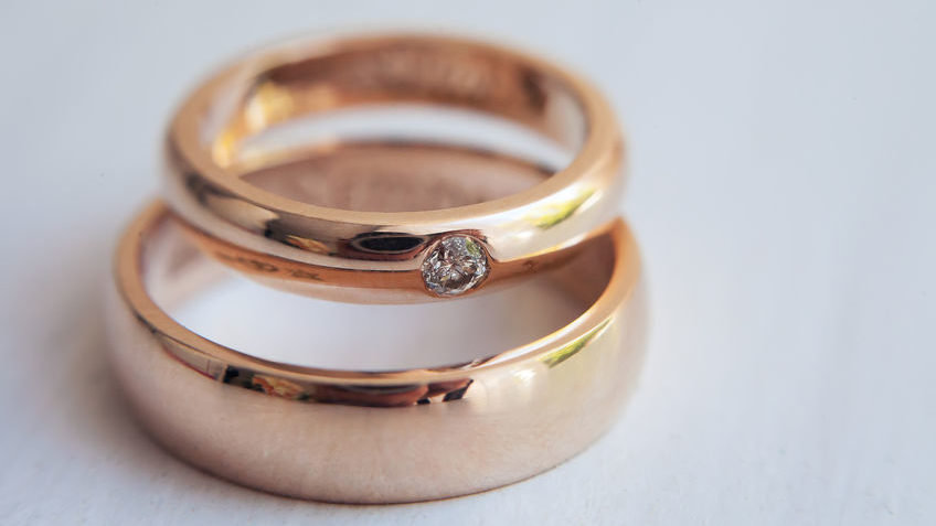 What can you do with old wedding bands?
