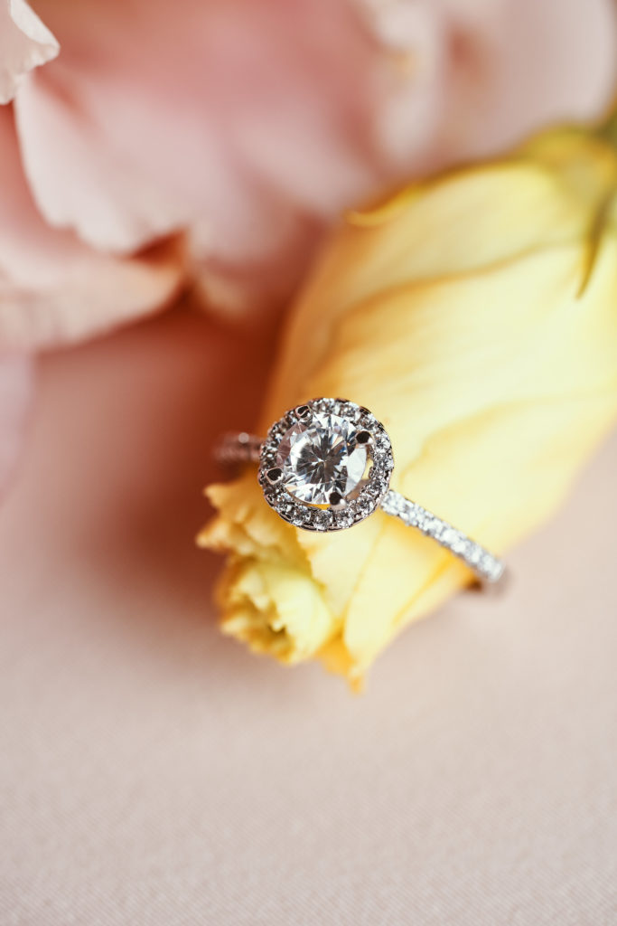 Crescendo Curved Diamond Guard is an excellent choice for halo engagement ring