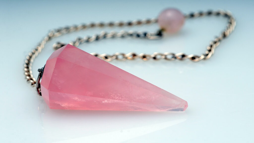 rose quartz pendulum